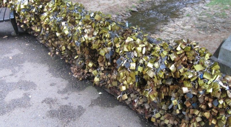 Most Ljubavi Serbia /By Wikimedia